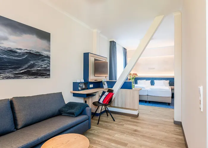 Strandhotel Loechnerhaus