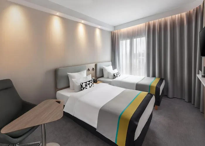 Holiday Inn Express Düsseldorf - Hauptbahnhof, an IHG Hotel