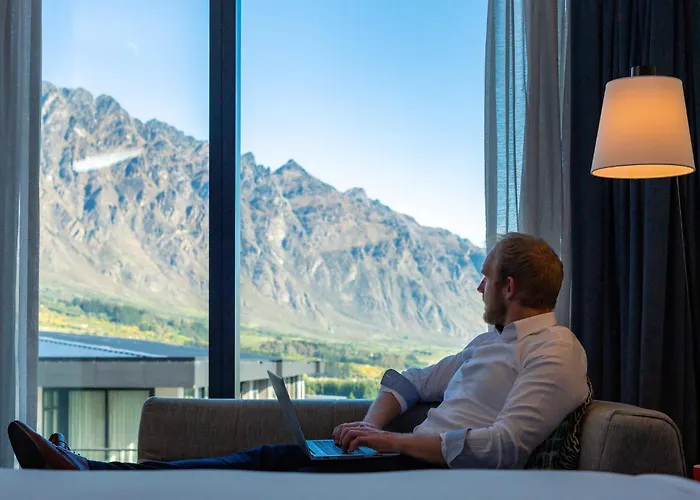 Holiday Inn Queenstown Remarkables Park