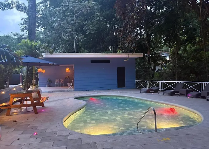 Hotel Mono Azul