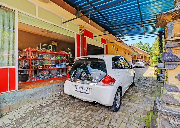 Hotel O Sekar Jagat Near Pantai Baluk Rening