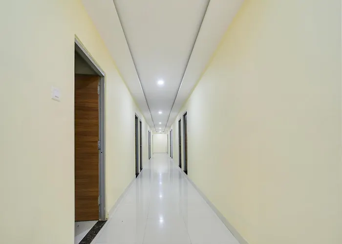 Super Hotel O Lalit And Marriage Garden