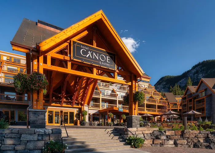 Hotel Canoe And Suites