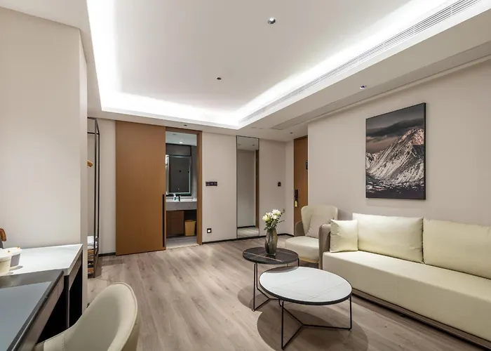 Atour Hotel Quanzhou Jinjiang Sunshine Plaza