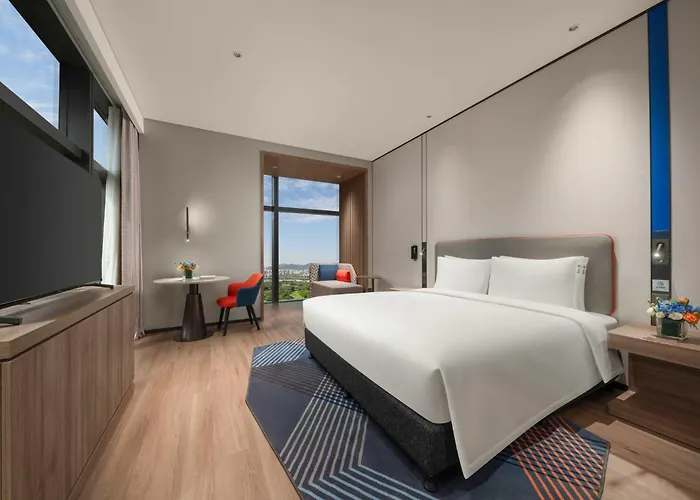 Holiday Inn Express Shenzhen Futian Center By Ihg