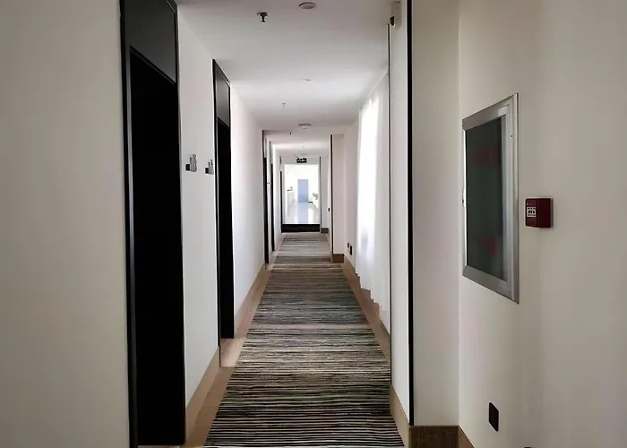 Greentree Inn Express Liaoning Jinzhou Bijia Mountain