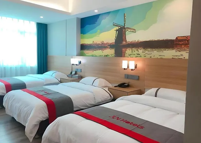 Jun Hotel Guangdong Zhanjiang Xiashan South Railway Station
