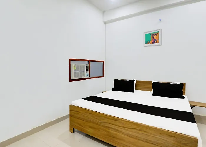 Hotel O Shukla Heritage Inn
