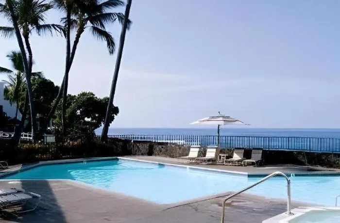 Wyndham Royal Sea Cliff Resort