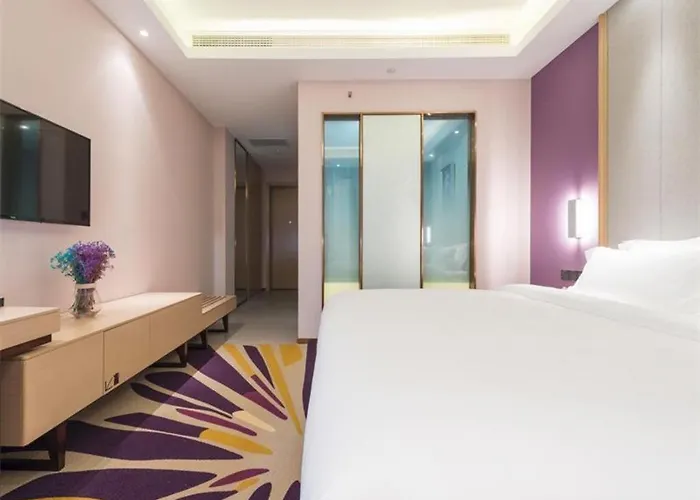 Lavande Hotels-Anyang Wojin Wanda Plaza