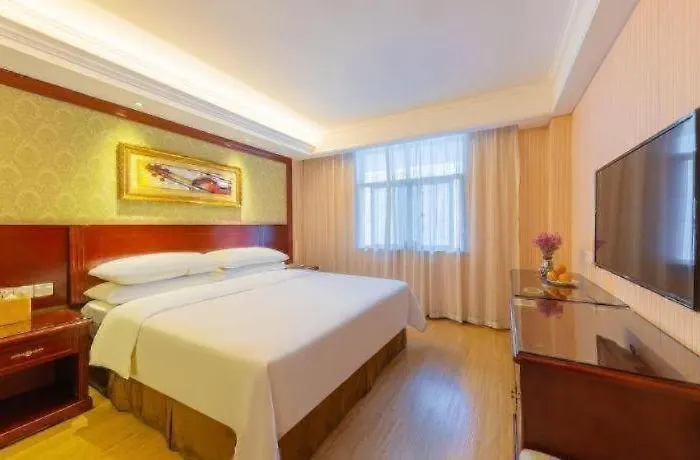 Yichang Vienna Hotel Wanda Branch