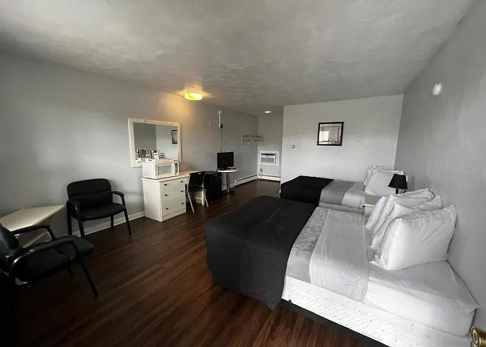 Brewer Motor Inn