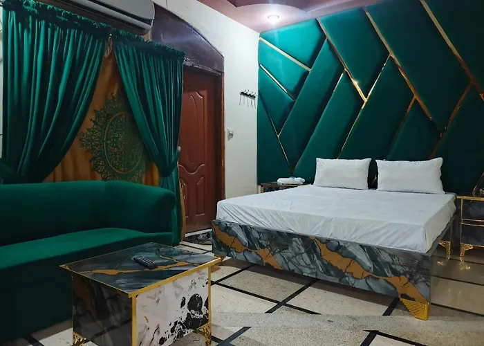 New Moon Soon Hotel