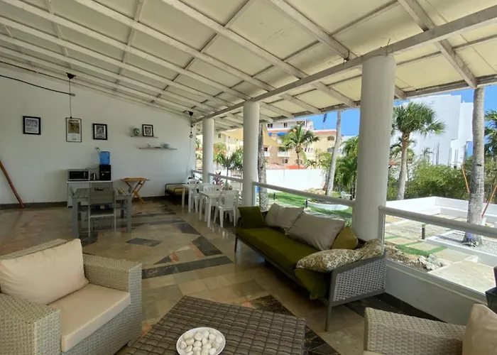 Hannabi Beach Hotel