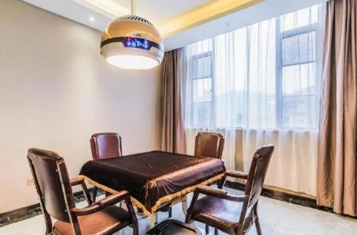 Lavande Hotel Zhaoqing Government Dinghu Mountain Scenic Spot
