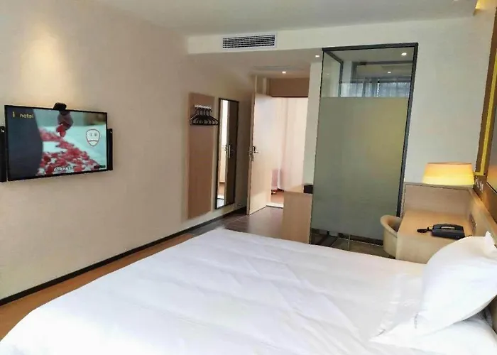 Iu Hotels-Xinyu City Government Xianlai Park