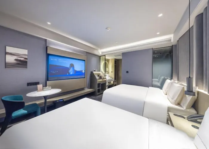 Atour X Hotel Lanzhou West Railway Station Wanhui Plaza
