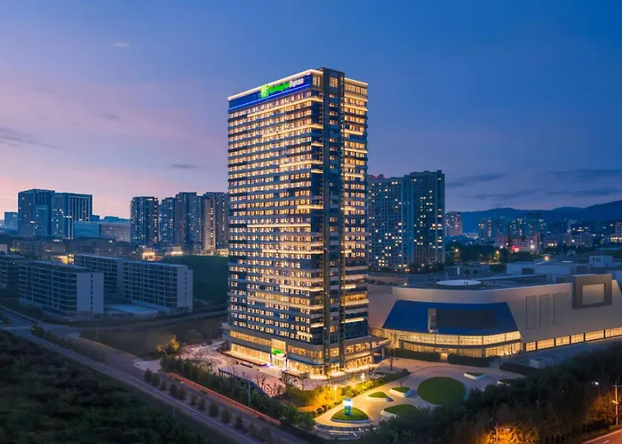 Holiday Inn Express Rizhao Oriental Colorful City