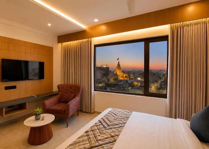 White Panda Hotels Shree Radhe