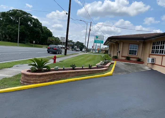Shangri La Motel
