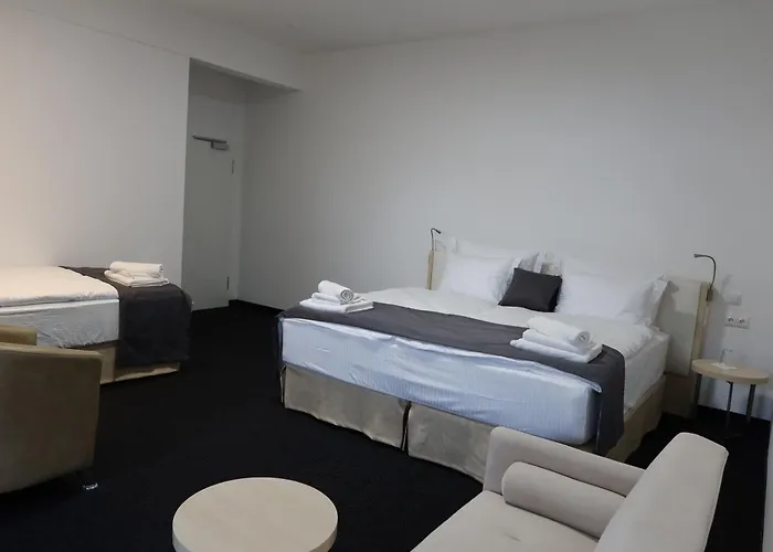 nurHotel