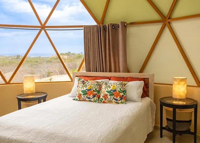 Los Domecitos - Geodesic Dome Retreat