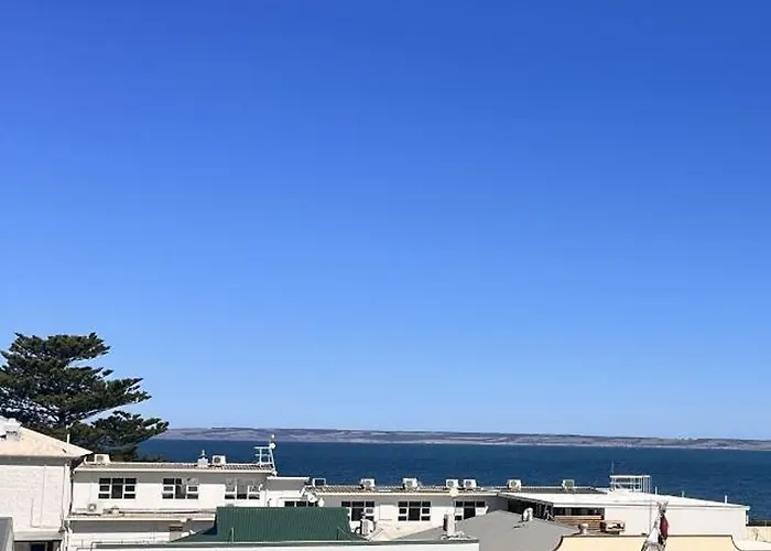 Queenscliffe Hotel