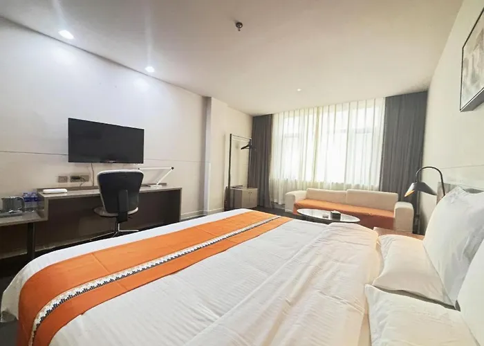 Jinjiang Inn Select Wuwei Railway Station Wanda Plaza