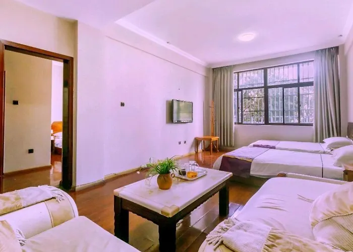 Tengchong Feng Guang Hotel