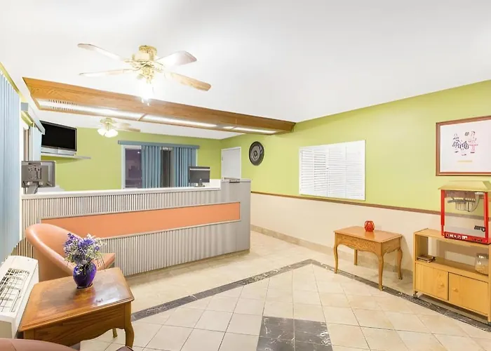 Motel 6 Canton, Ms