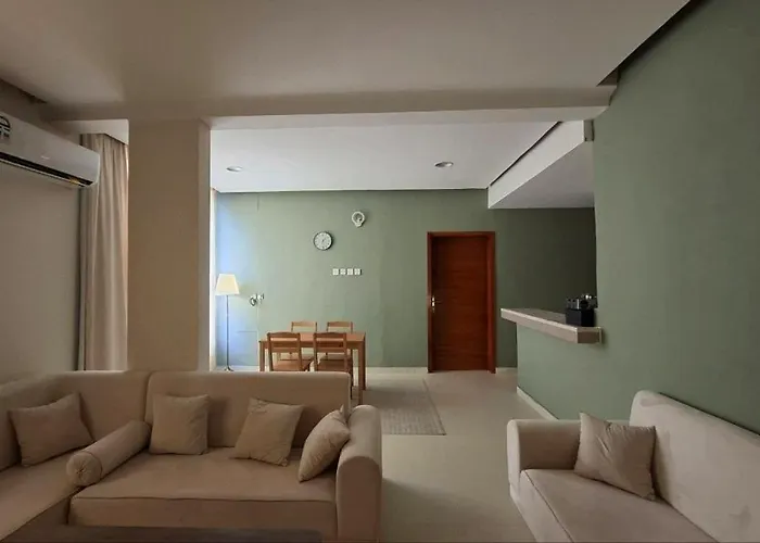Lady'S Shared Room In Hostel