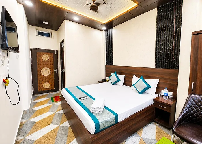 Hotel Nirmala Residency - Premium Family Stay Near Ram Janmabhoomi Ayodhya With Comfort, Ac Rooms, Wifi, Parking & Prime Location