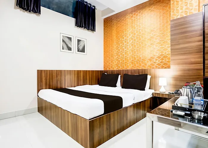 Hotel Swarat By Trustay