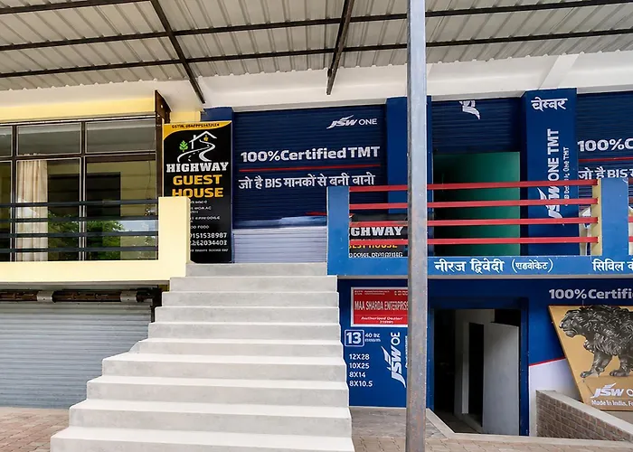 Spot On Highway Guest House