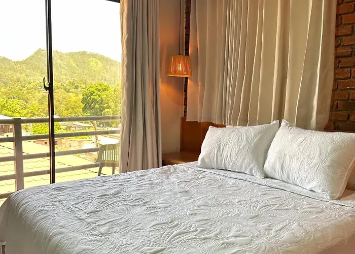 Altura525 Hotel
