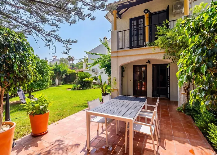 Cubo'S El Refugio De Elviria House