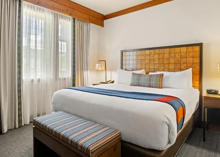 1324 Spruce Peak-One Bedroom-Ski In Ski Out-Sleeps-4 Mountainside By Stowe Mountain Rentals