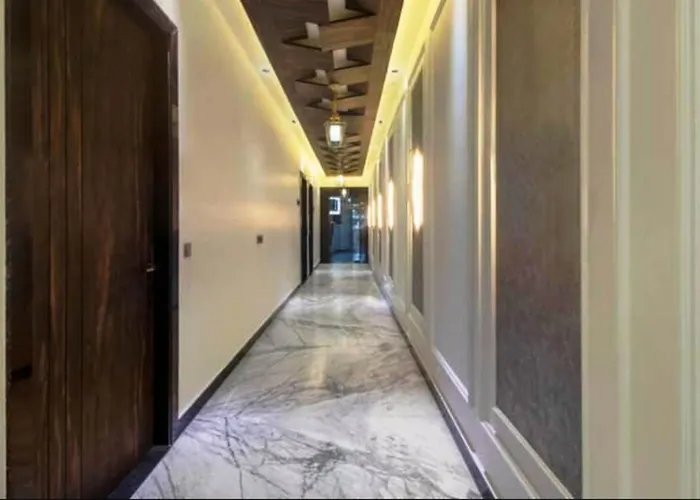 Hotel Boston Affordable Stays - #Parking #Fullyac #Best Rated Location #Modern Boutique Property