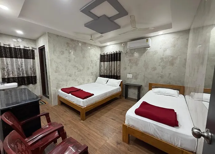 Arul Rayara Residency Near Sri Raghavendra Swamy Temple