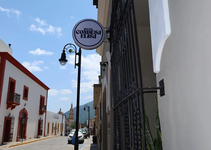 Hotel Condesa Elisa Santiago Nl Main Square