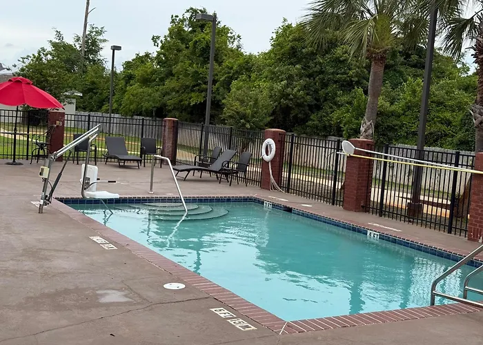 Holiday Inn Express Panama City - Tyndall
