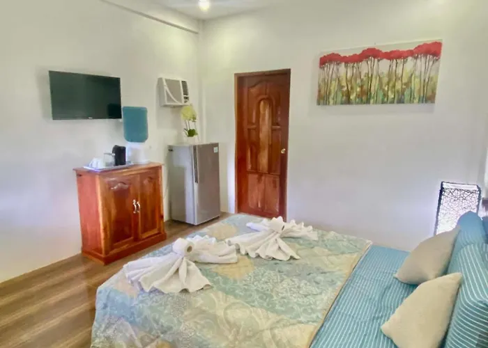 Queen Deluxe Room IV Fuego Island Guest House By Fuego Island Private Resorts