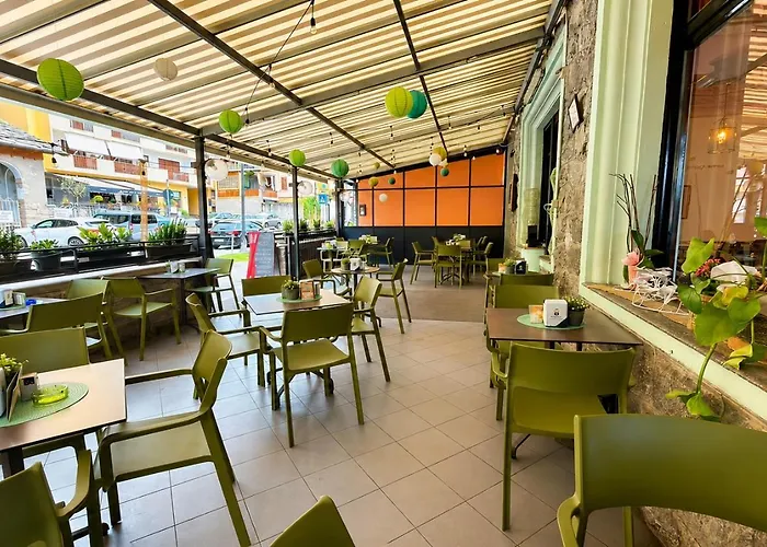 Etoile Hotel