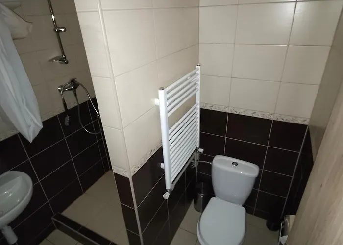 Private Chat In A Private Room With Privacy