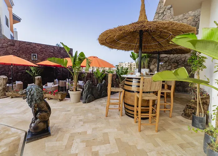 Hotel Paradise Kma