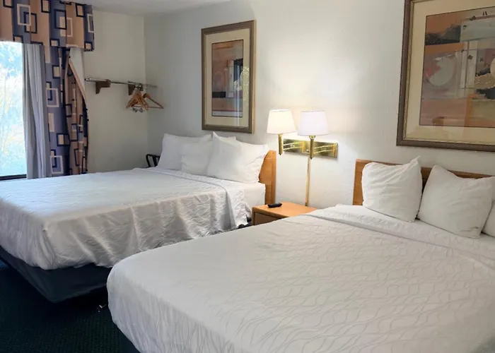 Roseville Budget Inn