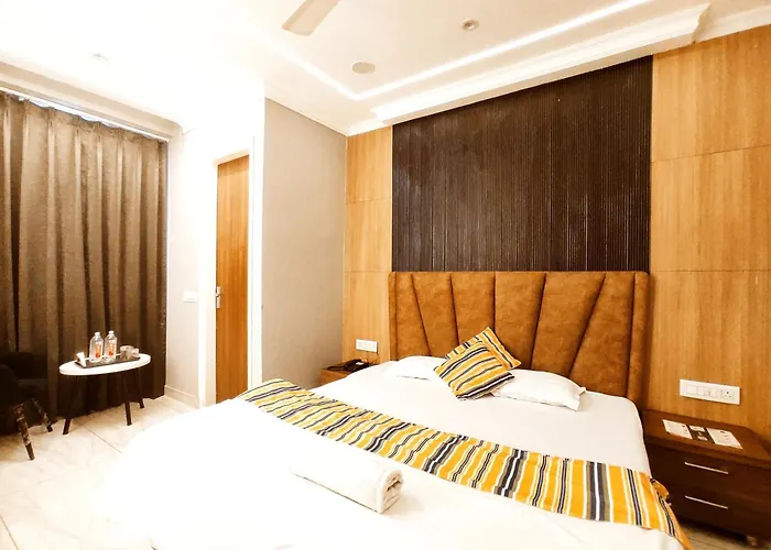 Hotel White Rock - All Luxury Rooms By Sky Hotels