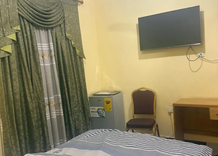 O Ansah Plaza Lodge