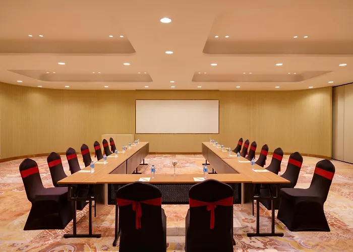 Lemon Tree Hotel, Bharuch