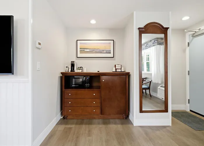 Wilder Inn South Wellfleet, Outset Collection By Hilton
